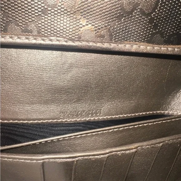Authentic Gucci Imprime Wallet on Chain - Picture 7 of 12